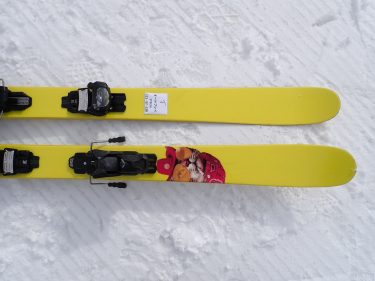 J skis　オールプレイ
